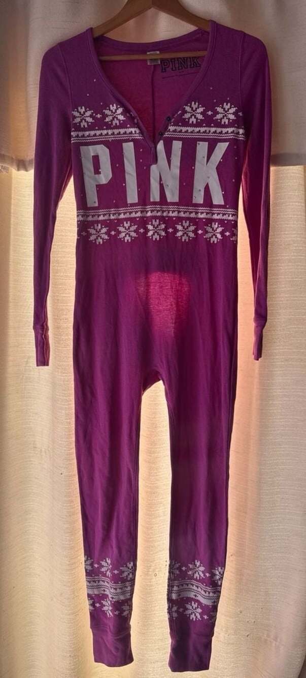 #101 Victoria's Secret PINK Purple Snowflake Thermal One-Piece Pajama Onesie Md